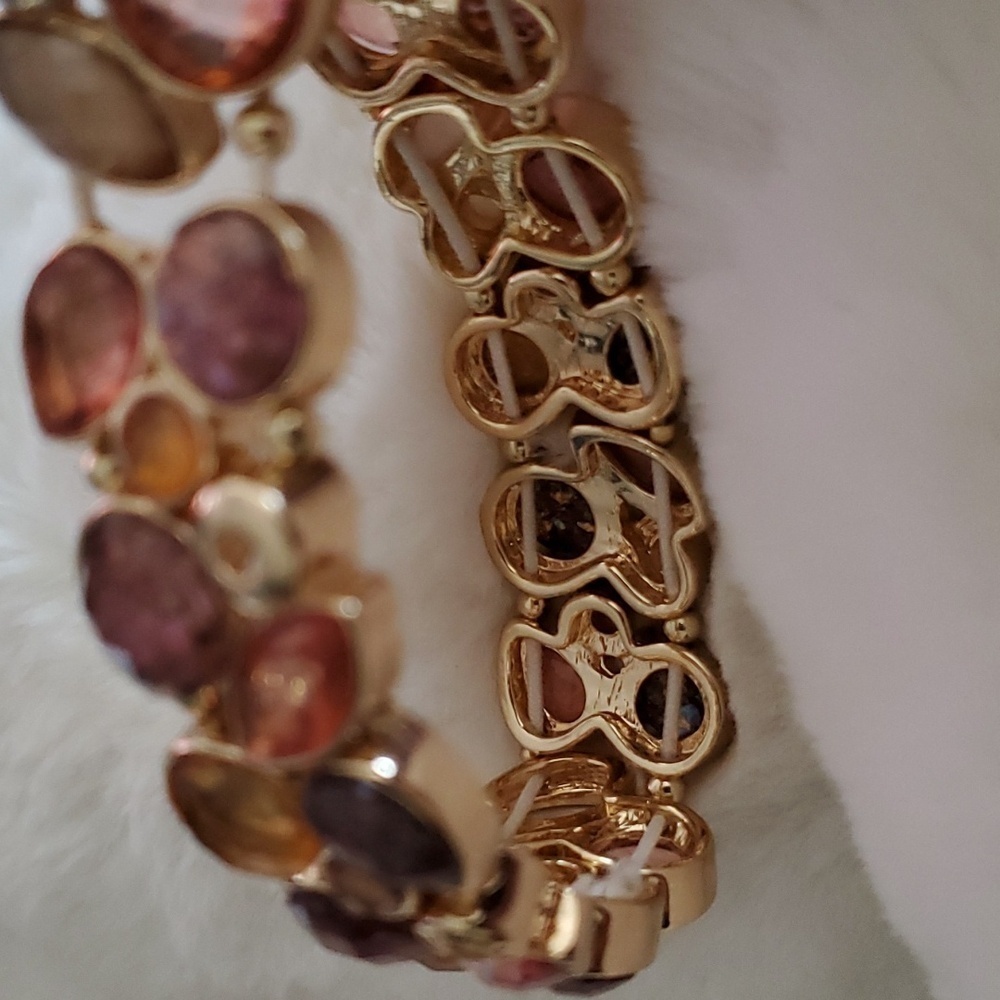 COLORFUL GEMS IN GOLDTONE STRETCH BRACELET ALL GEMS PRESENT BUNDLE AND SAVE - Picture 5 of 5